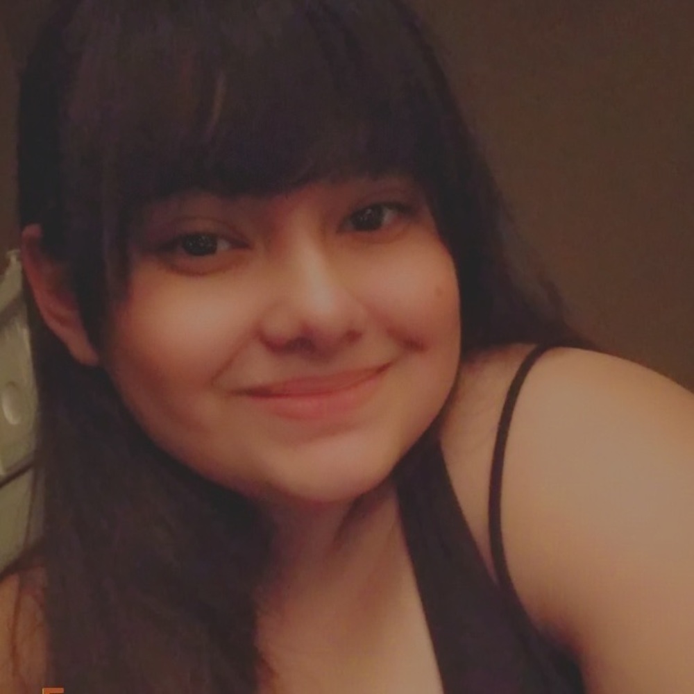 Meet your Posher, Elisa
